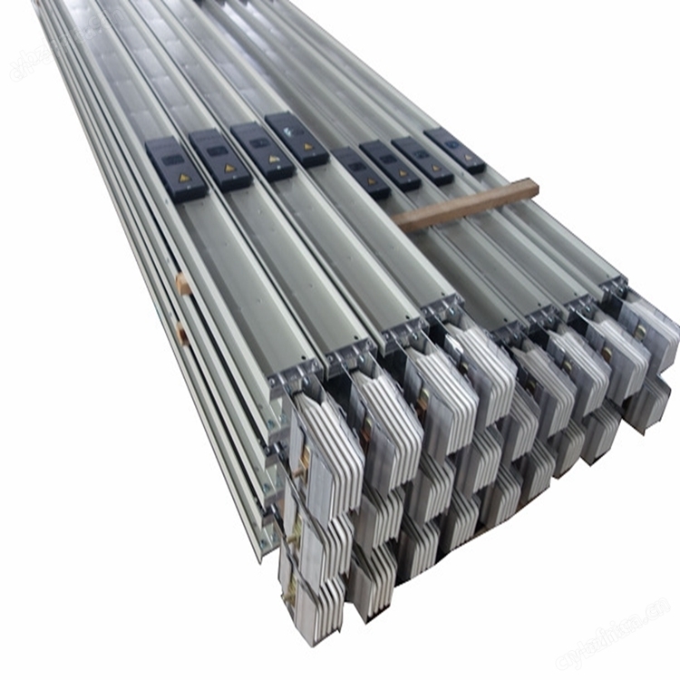 密集型700A插接式母线槽